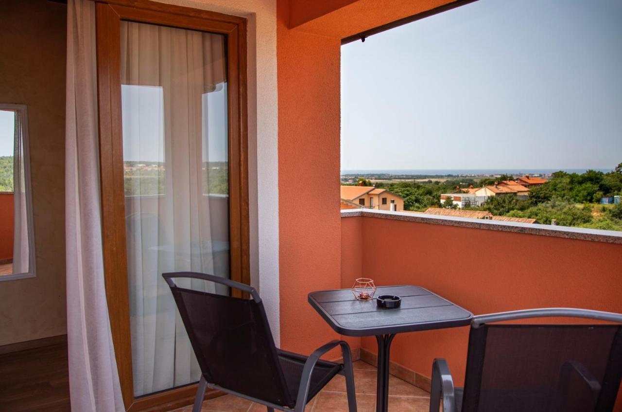 Hotel Natura Vilanija Екстер'єр фото