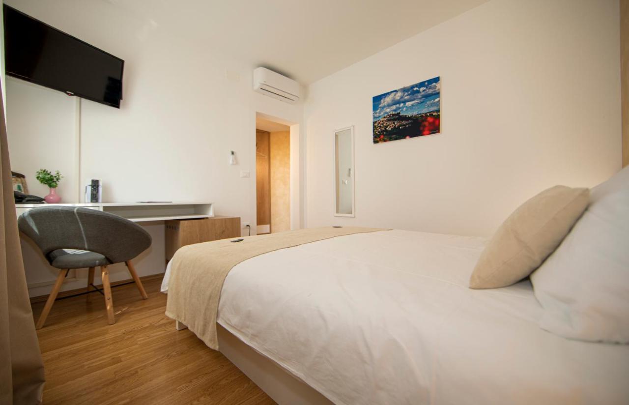 Hotel Natura Vilanija Екстер'єр фото