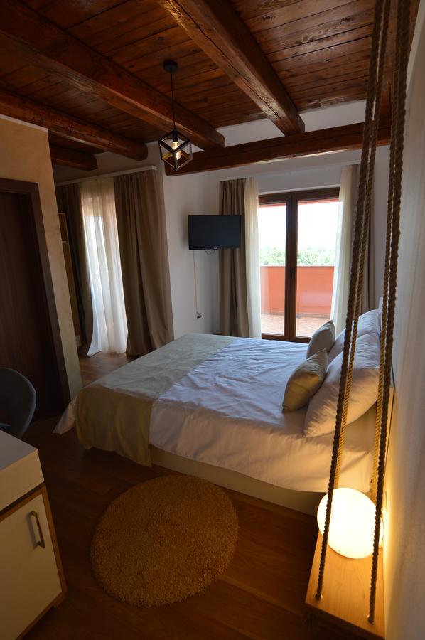 Hotel Natura Vilanija Екстер'єр фото