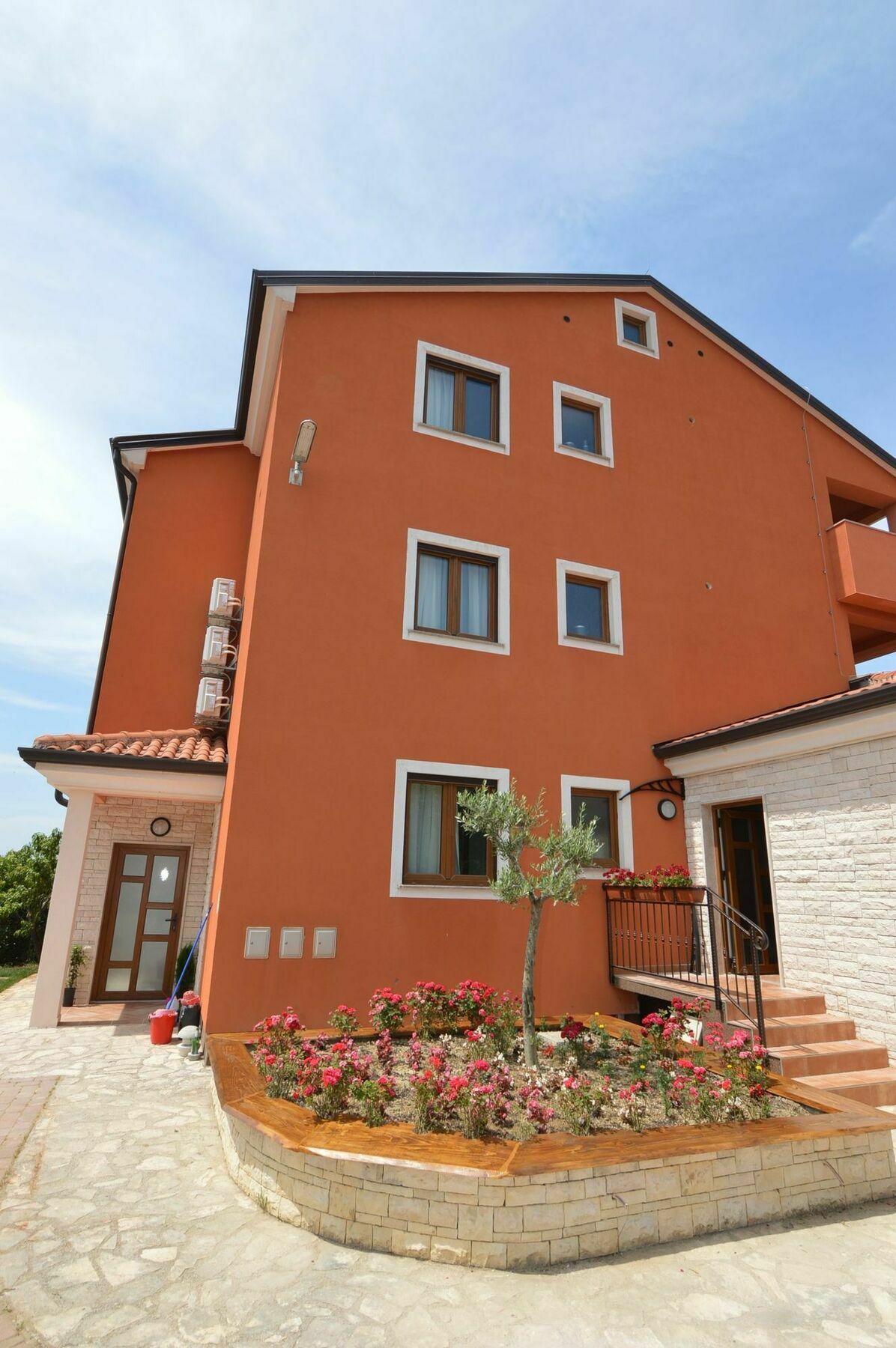Hotel Natura Vilanija Екстер'єр фото